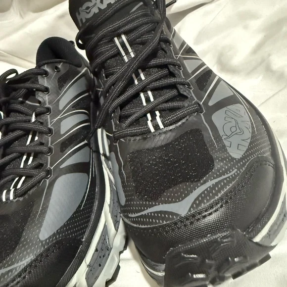 Hoka ALL “New” FOOTWEAR
Bestseller Mafate Speed 2 M/Size 11
W/Size 12 - Picture 2 of 9